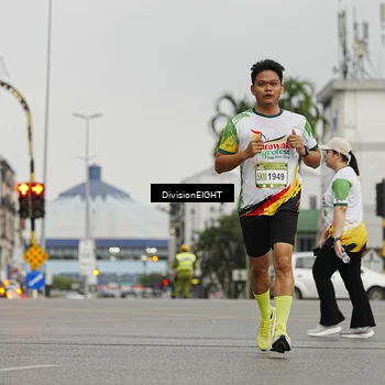 Runner Photo 7647984