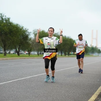 Runner Photo 7647985