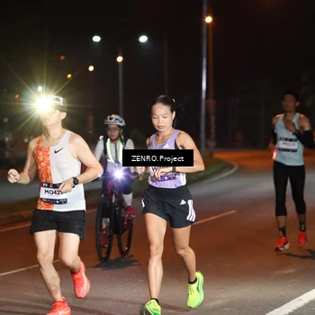 Runner Photo 7647990