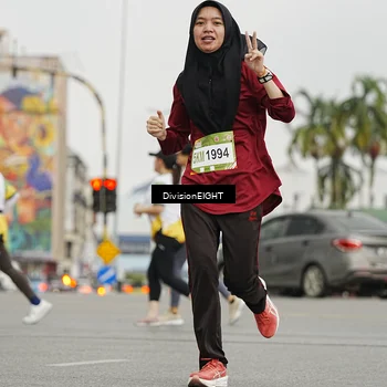 Runner Photo 7647991
