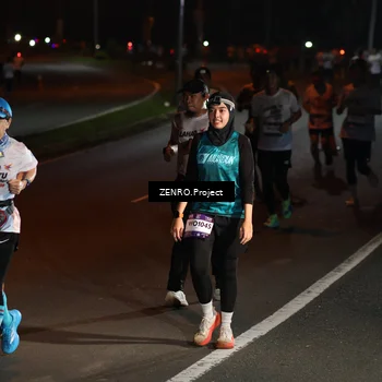 Runner Photo 7647994