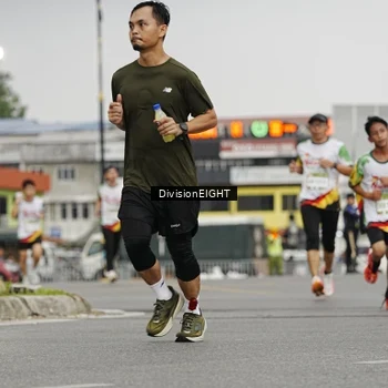 Runner Photo 7648003