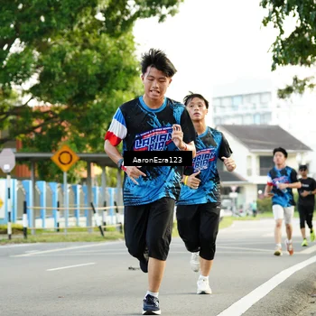 Runner Photo 7648006