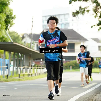 Runner Photo 7648024