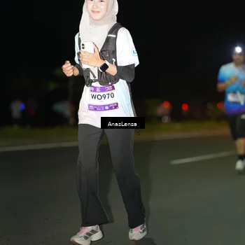 Runner Photo 7648027