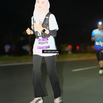 Runner Photo 7648029