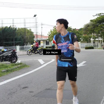 Runner Photo 7648037