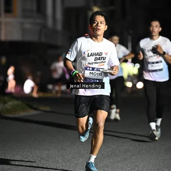 Runner Photo 7648048