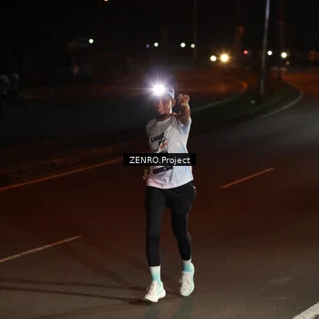 Runner Photo 7648070