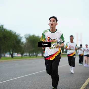 Runner Photo 7648075