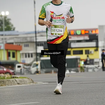 Runner Photo 7648077