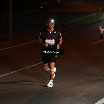 Runner Photo 7648081