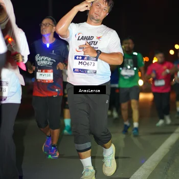 Runner Photo 7648103