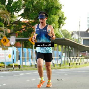 Runner Photo 7648105