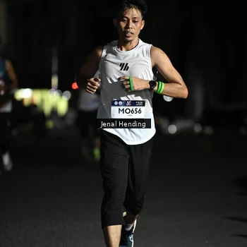 Runner Photo 7648122