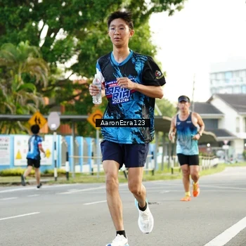 Runner Photo 7648147