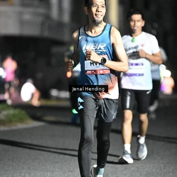 Runner Photo 7648155