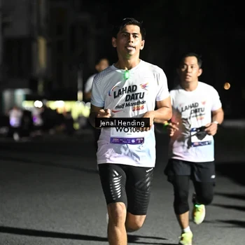 Runner Photo 7648157