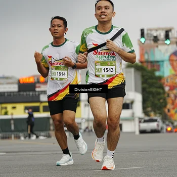Runner Photo 7648160