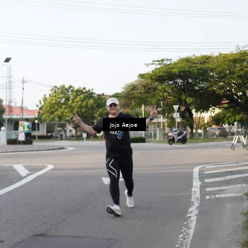 Runner Photo 7648170