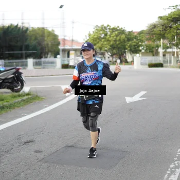 Runner Photo 7648178