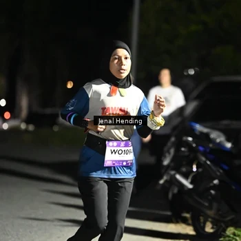 Runner Photo 7648185