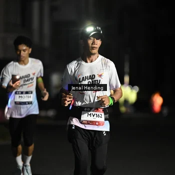 Runner Photo 7648194
