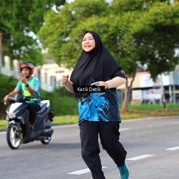 Runner Photo 7648202