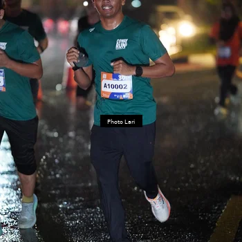Runner Photo 7648205