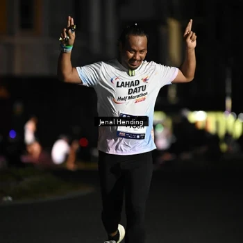 Runner Photo 7648212