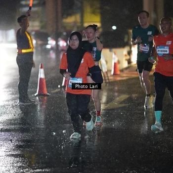 Runner Photo 7648218