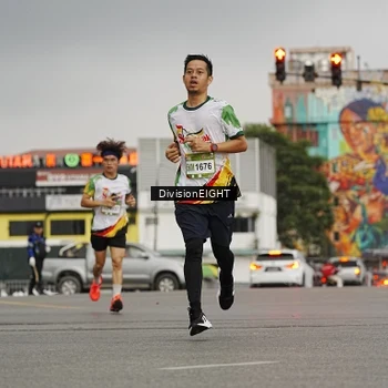 Runner Photo 7648228
