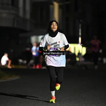 Runner Photo 7648230