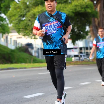 Runner Photo 7648240