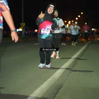 Runner Photo 7648245