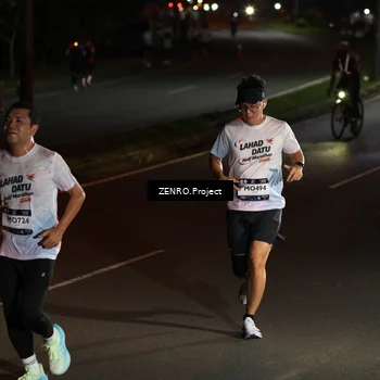 Runner Photo 7648259