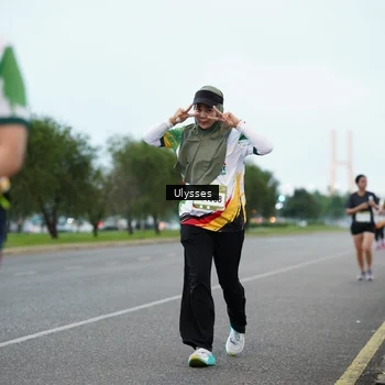 Runner Photo 7648287