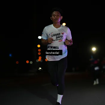 Runner Photo 7648289