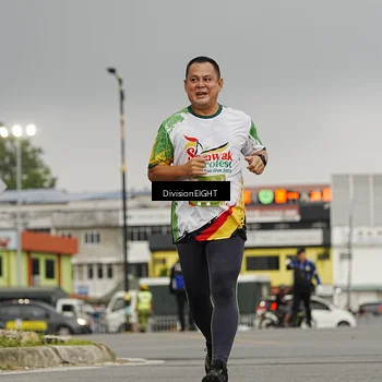 Runner Photo 7648291