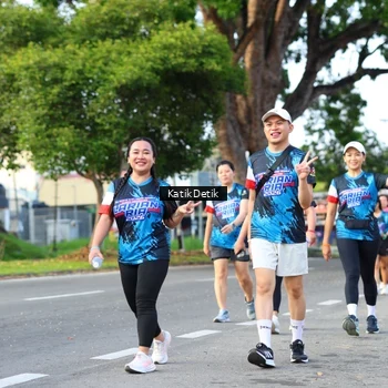 Runner Photo 7648293