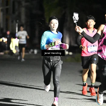Runner Photo 7648294