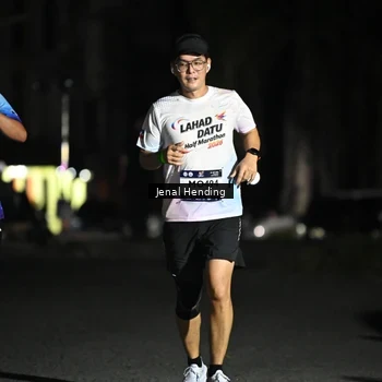 Runner Photo 7648308