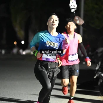 Runner Photo 7648317