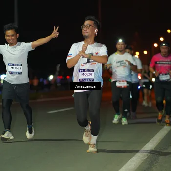 Runner Photo 7648338