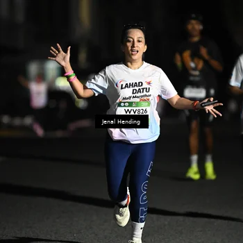 Runner Photo 7648371