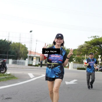 Runner Photo 7648375