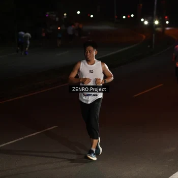 Runner Photo 7648379