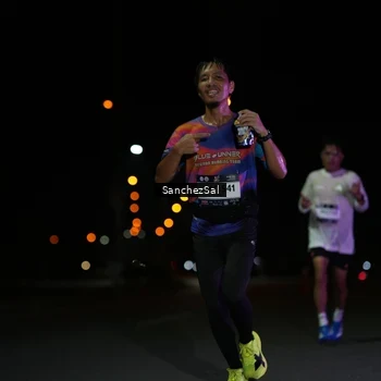 Runner Photo 7648387