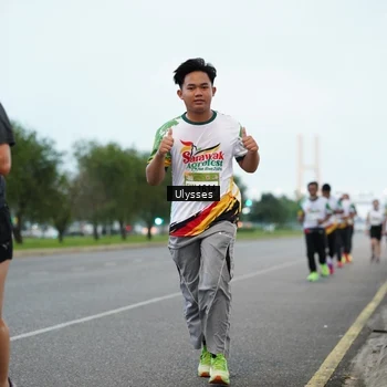 Runner Photo 7648392