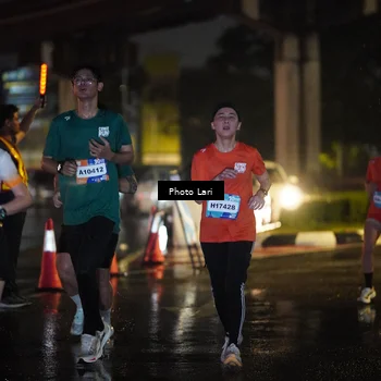 Runner Photo 7648394